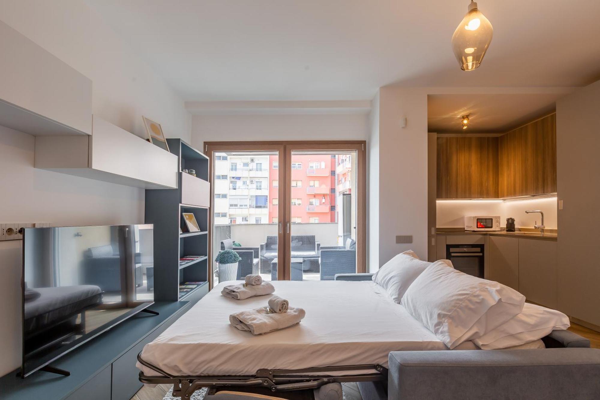 Aurealiving - Trastevere Suite With Rooftop & Gym, Your Place In Rome Exterior photo